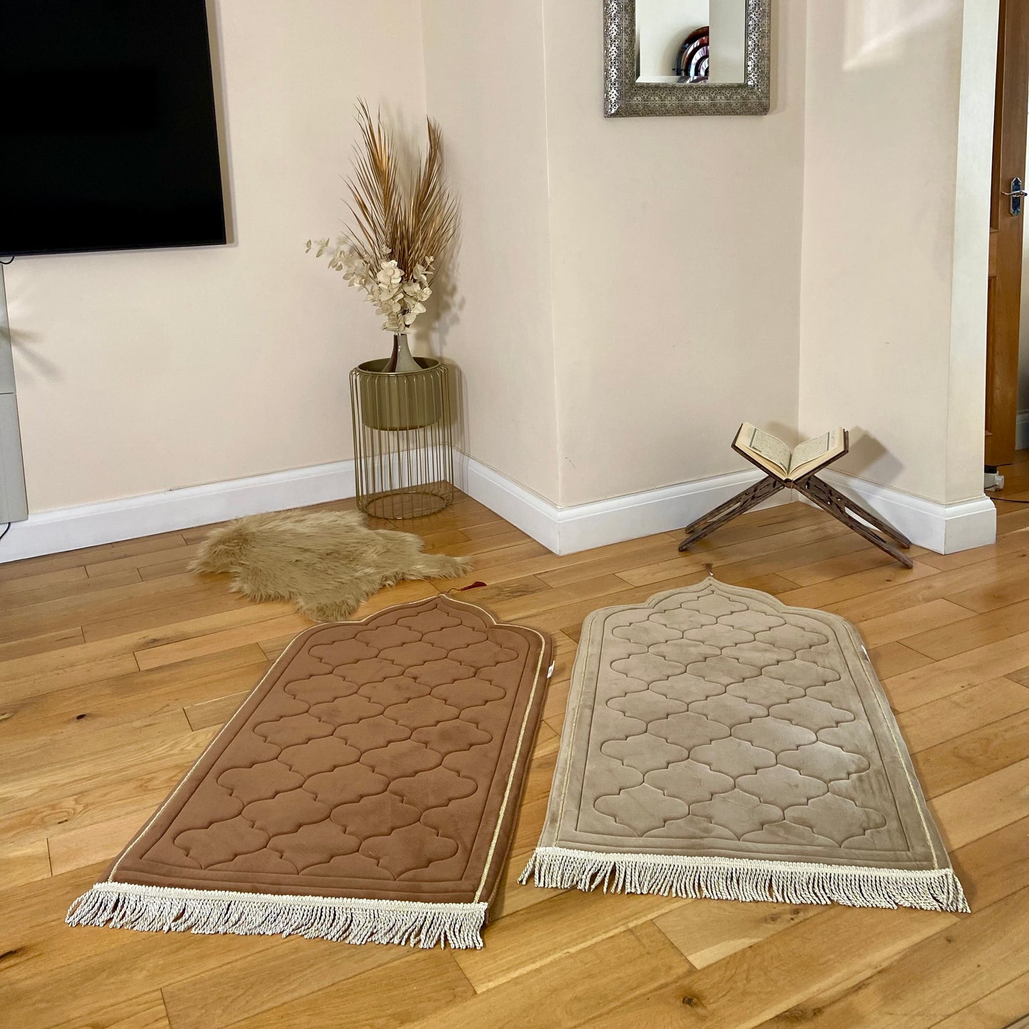 Luxury Sejadah - Plush Padded Prayer Mats - Oud brown