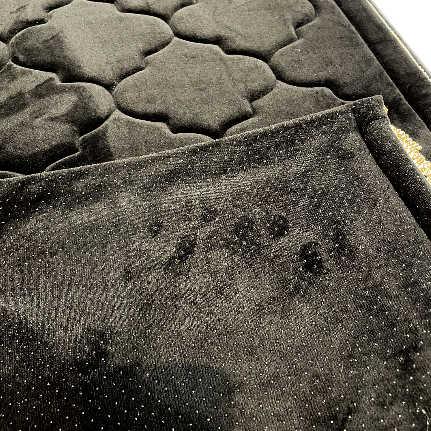 Luxury Sejadah - Plush Padded Prayer Mats - Black Stone